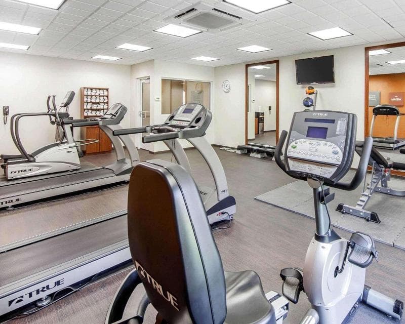 Comfort Suites Marietta photo 1
