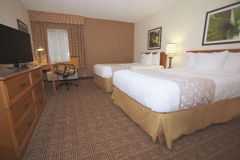 La Quinta Inn Milwaukee Glendale Hampton Avenue 2