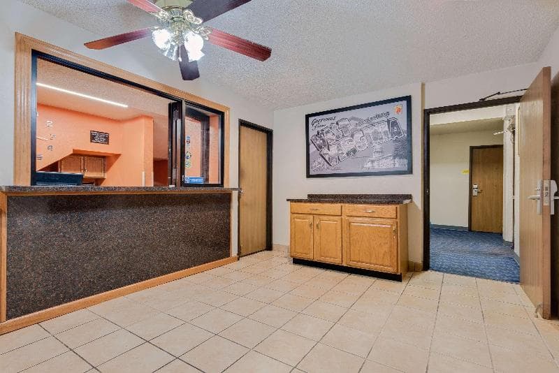 Super 8 By Wyndham Martinsburg 3