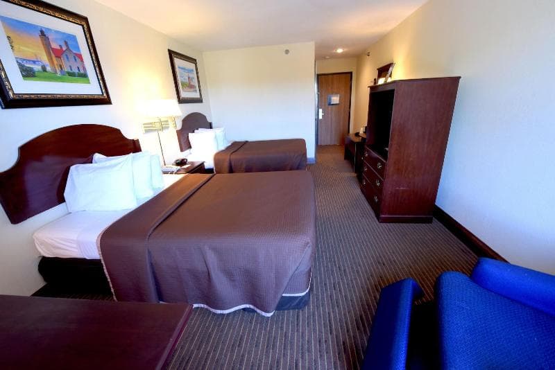 Bayside Hotel Of Mackinac 5