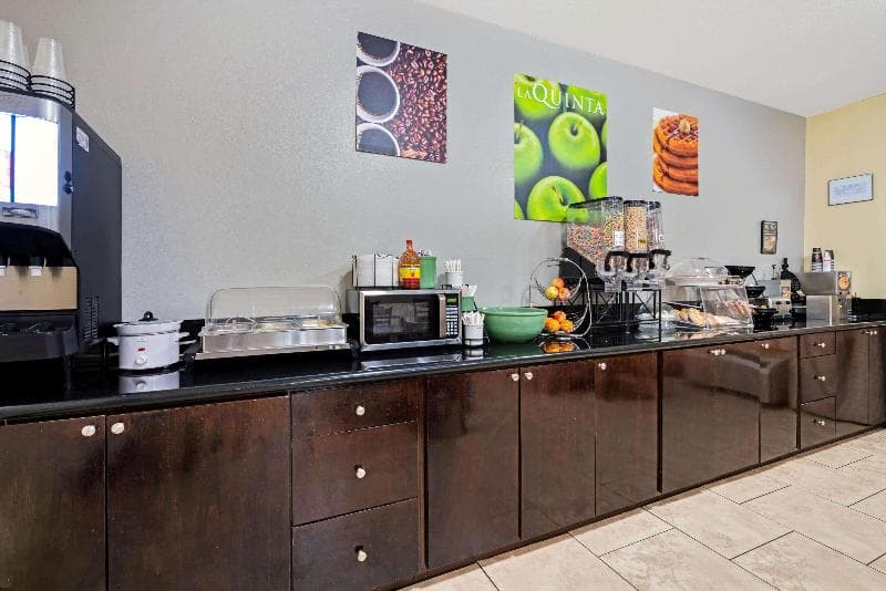 La Quinta Inn & Suites by Wyndham Morgan City 3