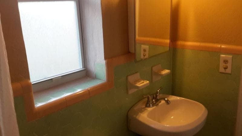 Conty's Motel 4