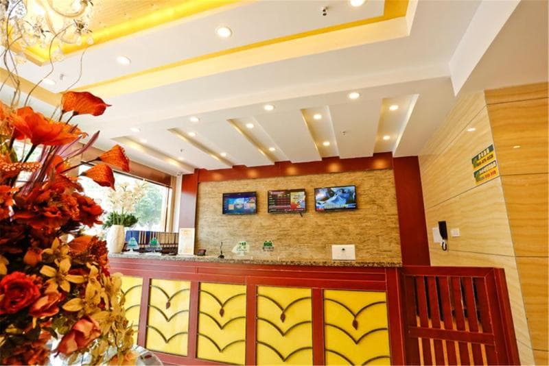 Greentree Inn Jiangsu Yizheng East Zhenzhou Road (Adults Only) 5