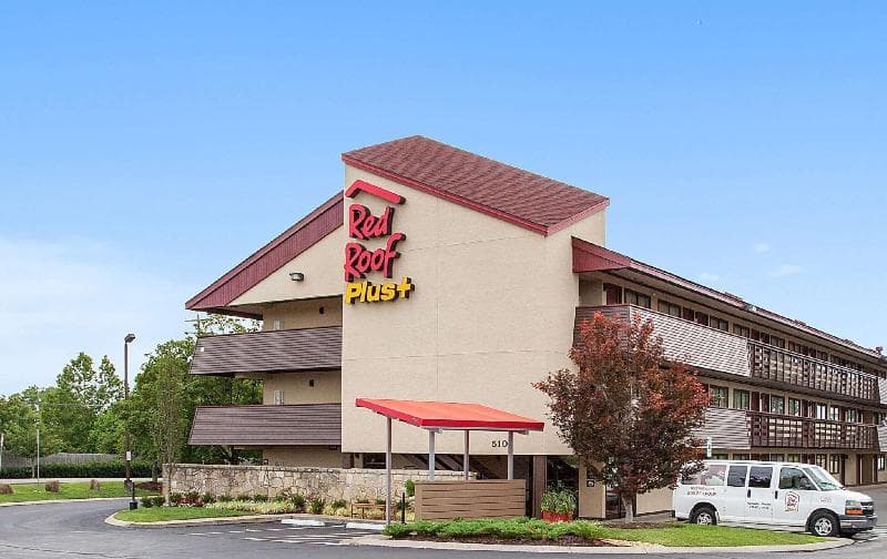Red Roof Plus+ Nashville Airport 4