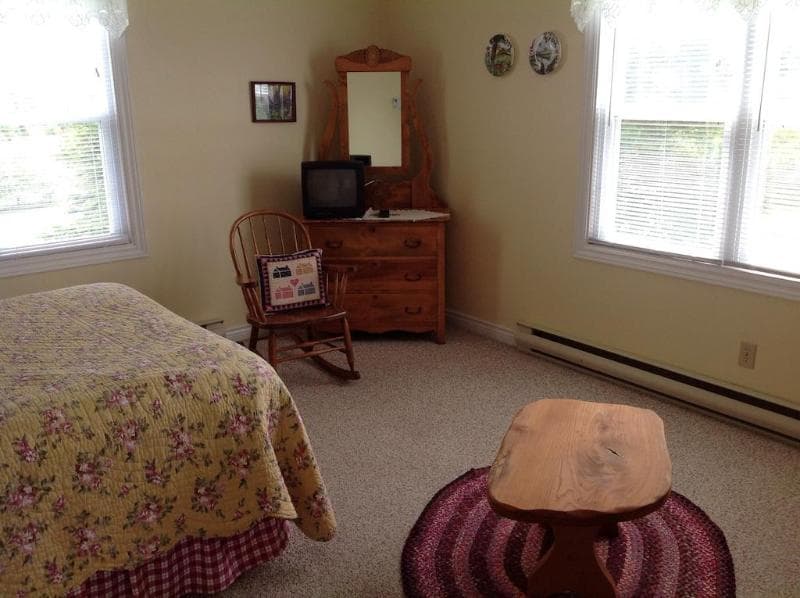 Bayview Pines Country Inn photo 1