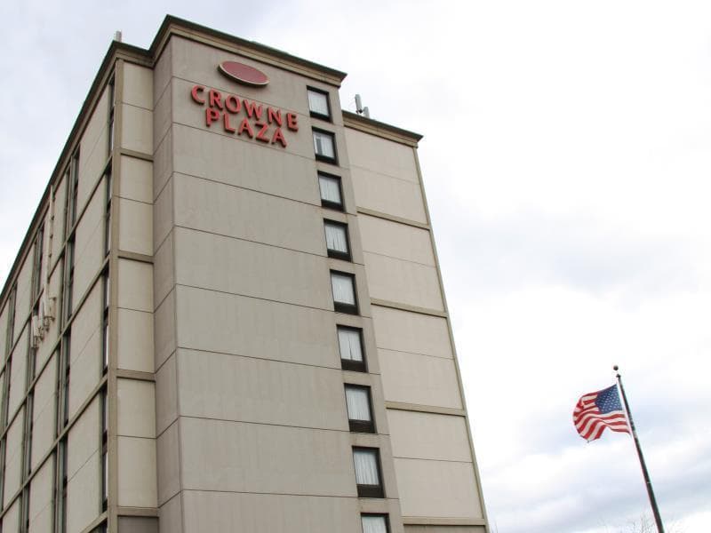 Crowne Plaza Newark Airport photo 1