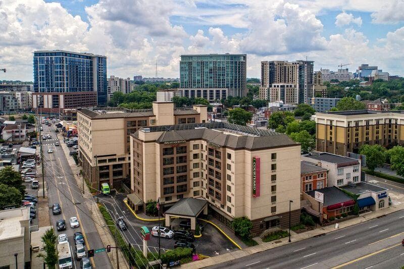 Courtyard By Marriott Vanderbilt-West End 5