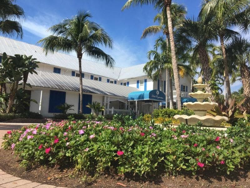 Olde Marco Island Inn & Suites 1
