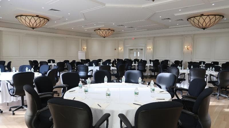 The Mansion At Glen Cove photo 1