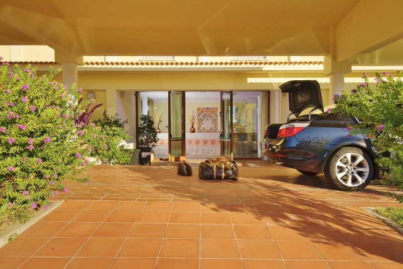 Petri Marini Hotel & Resort 3