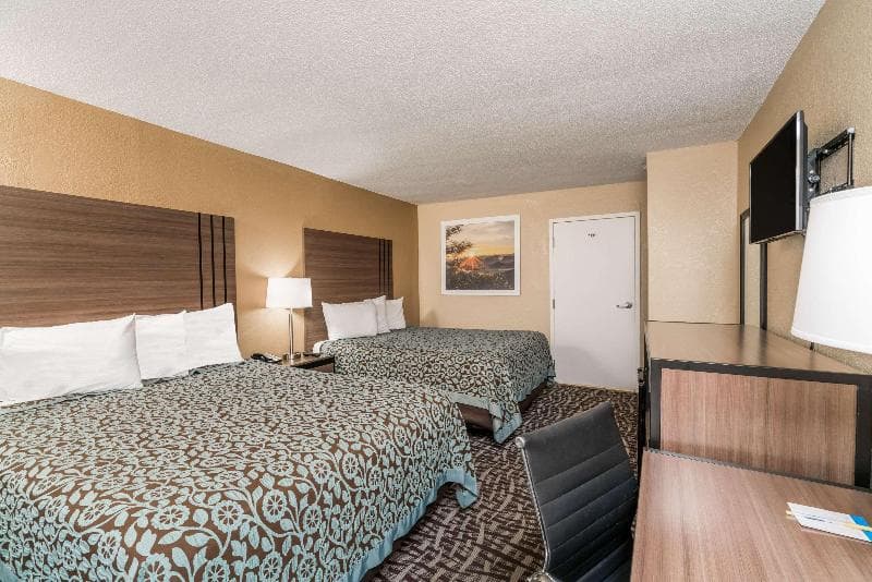 Days Inn By Wyndham Goodlettsville/Nashville photo 1