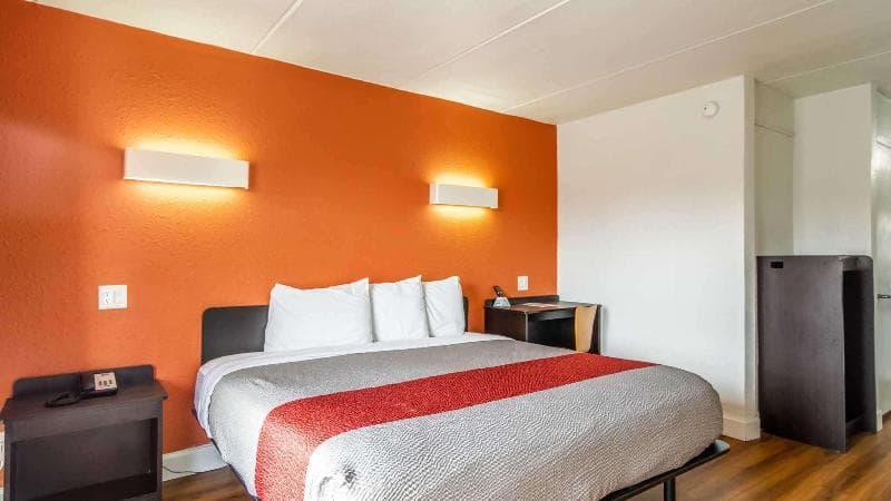 Motel 6 Brunswick 4