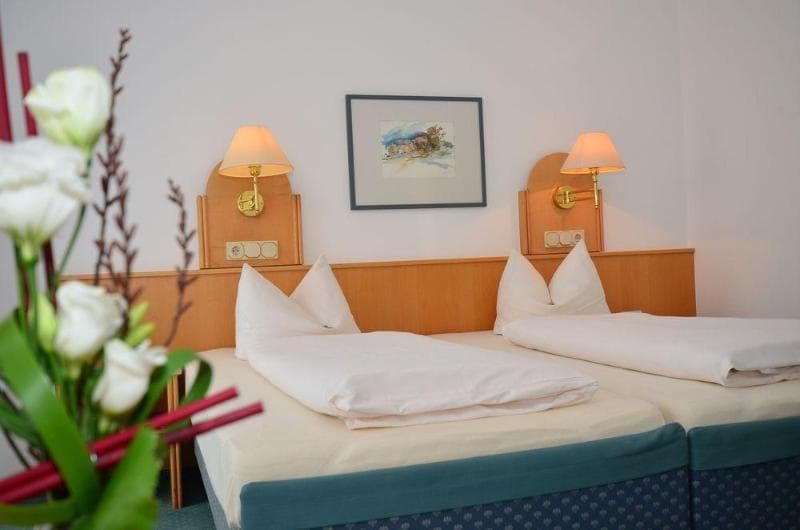 Landhotel Seerose 3