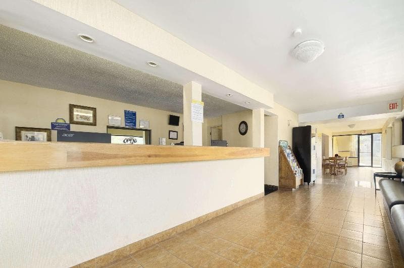 Days Inn By Wyndham Brunswick/St. Simons Area 4