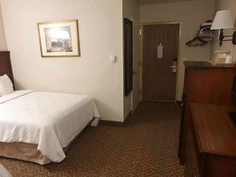 The Holland Hotel 4
