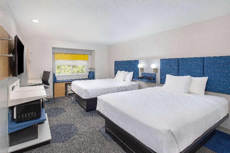 Microtel Inn & Suites by Wyndham Manchester photo 1