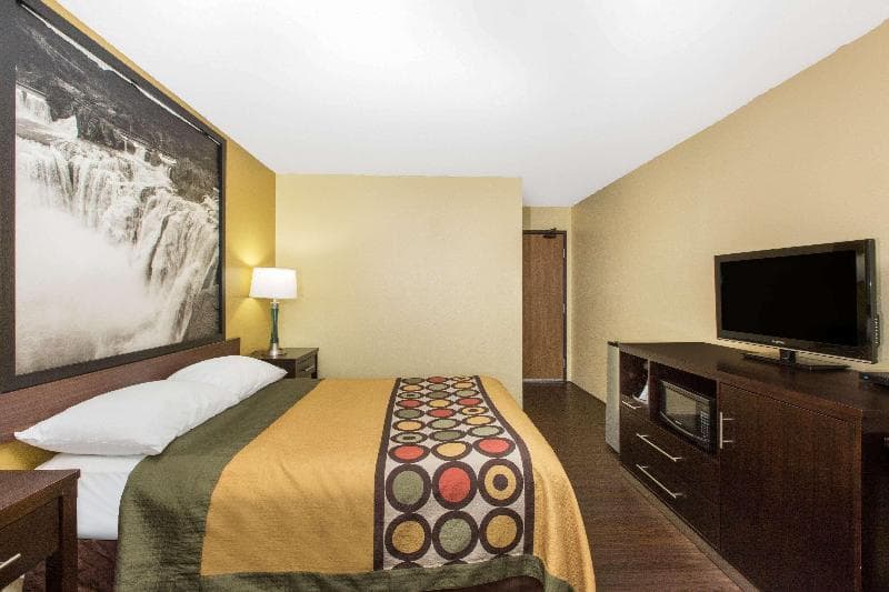 Super 8 By Wyndham Nampa 2