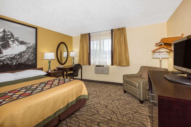 Super 8 By Wyndham Nampa 5