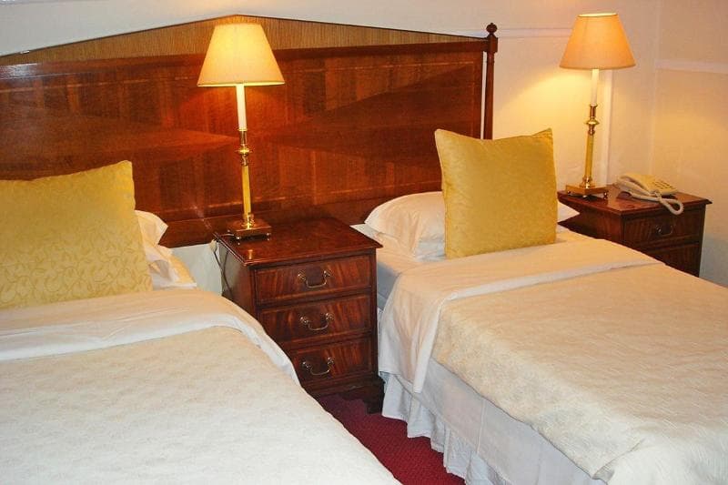 The Bridge Hotel 5