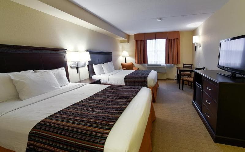 Country Inn & Suites by Radisson, Niagara Falls, ON 5