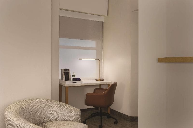 Radisson Hotel New York Wall Street 4