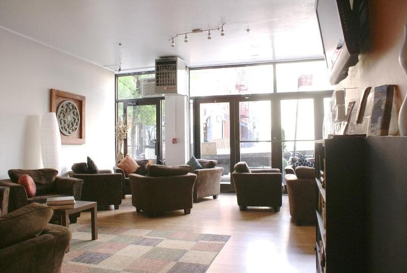 Off-Soho Suites 5