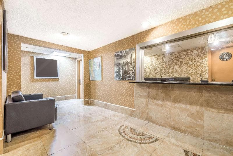 Super 8 by Wyndham North Bergen NJ/NYC Area 5
