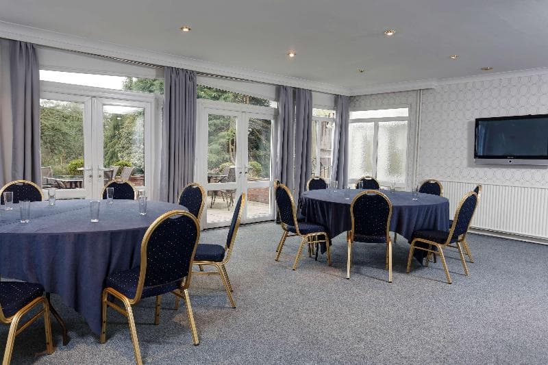 Best Western Plus Oaklands Hotel photo 1