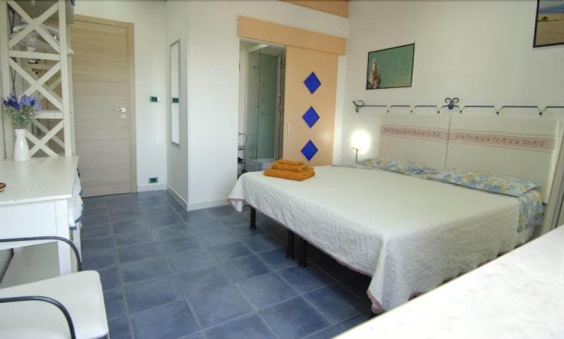 Nughe' e' Oro 5