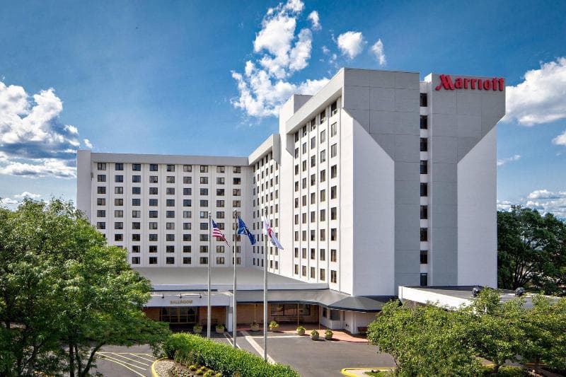 New York Laguardia Airport Marriott 4