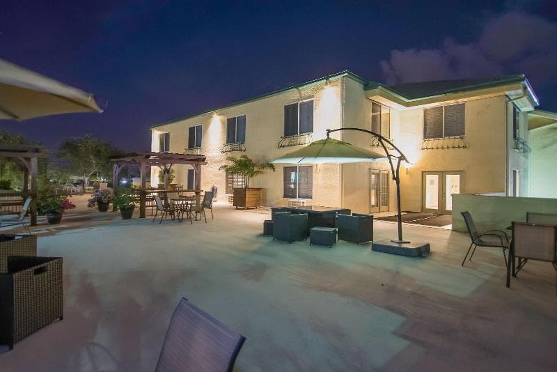 Naples Park Central 5