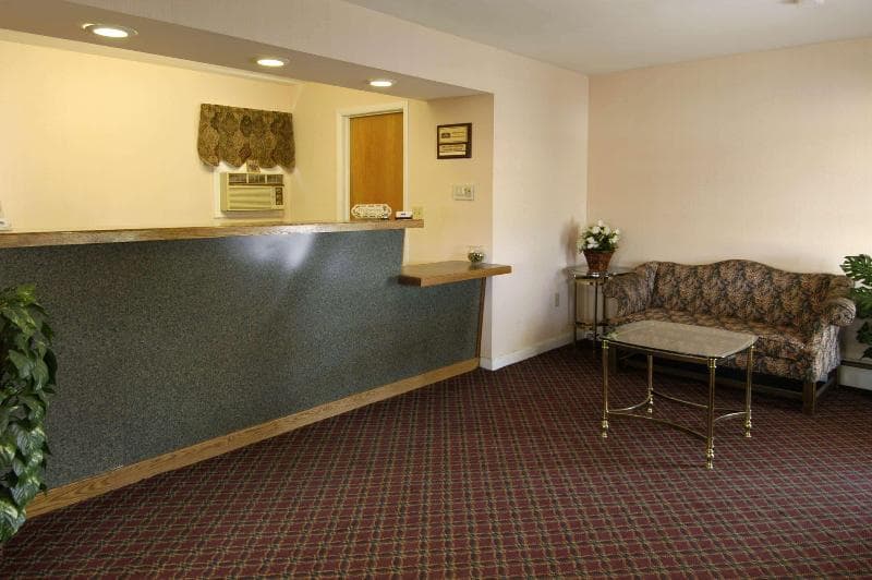 Howard Johnson by Wyndham Williamstown 4