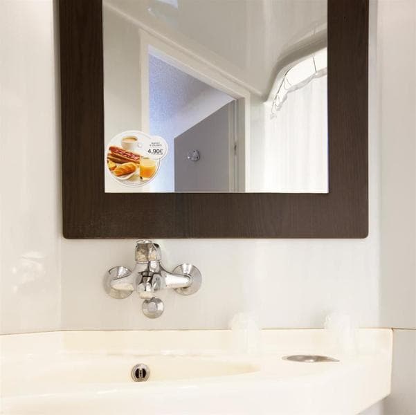 B&B Hotel Cholet Nord 4
