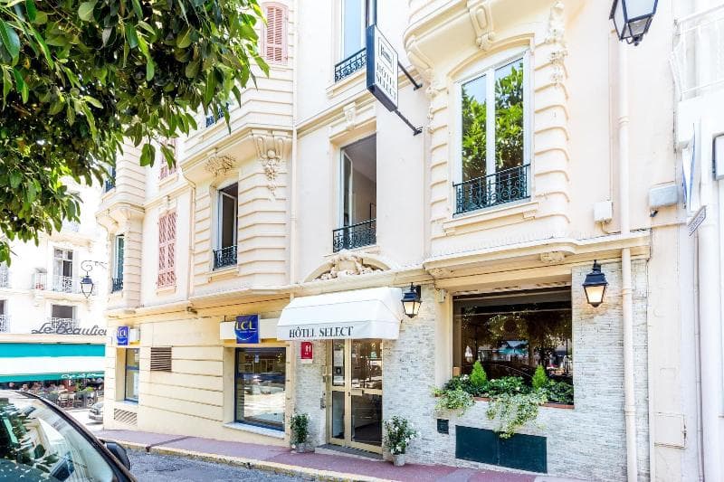 Hôtel Select 4