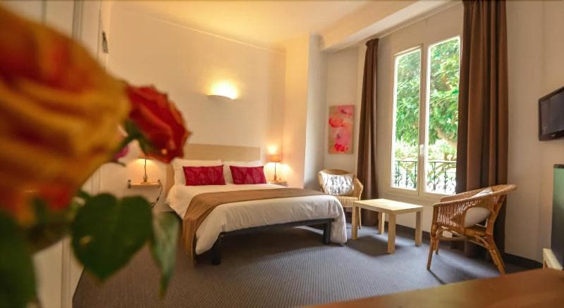 Hôtel Select photo 1