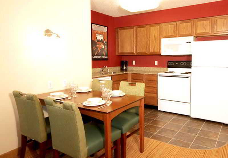Residence Inn Chicago Bloomingdale 3