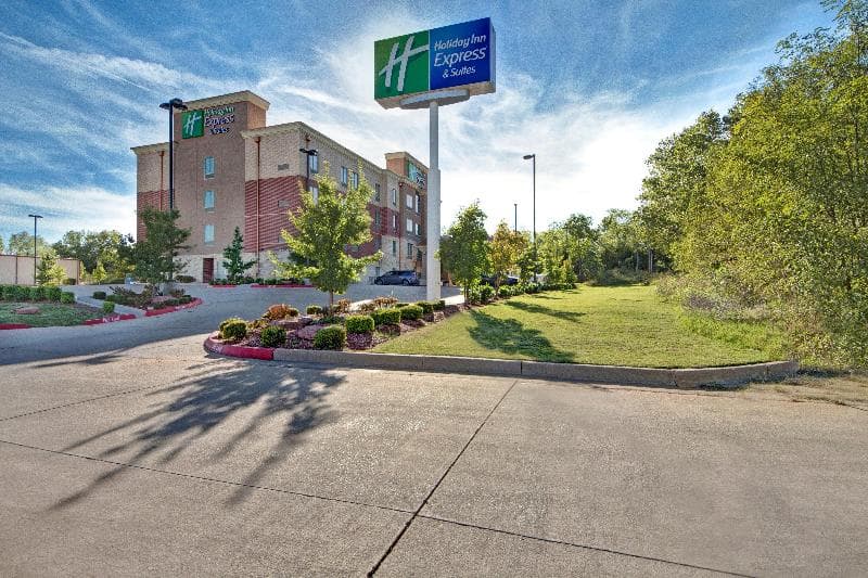 Holiday Inn Express Oklahoma City North 3