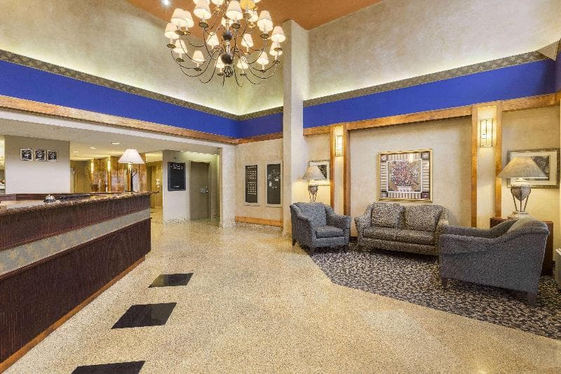 Days Inn by Wyndham Ottawa West 4