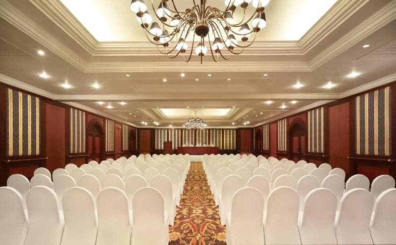 The Gateway Hotel Beach Road Kozhikode main