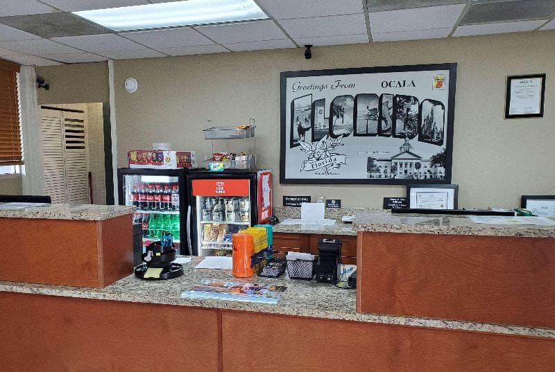 Super 8 By Wyndham Ocala I-75 4
