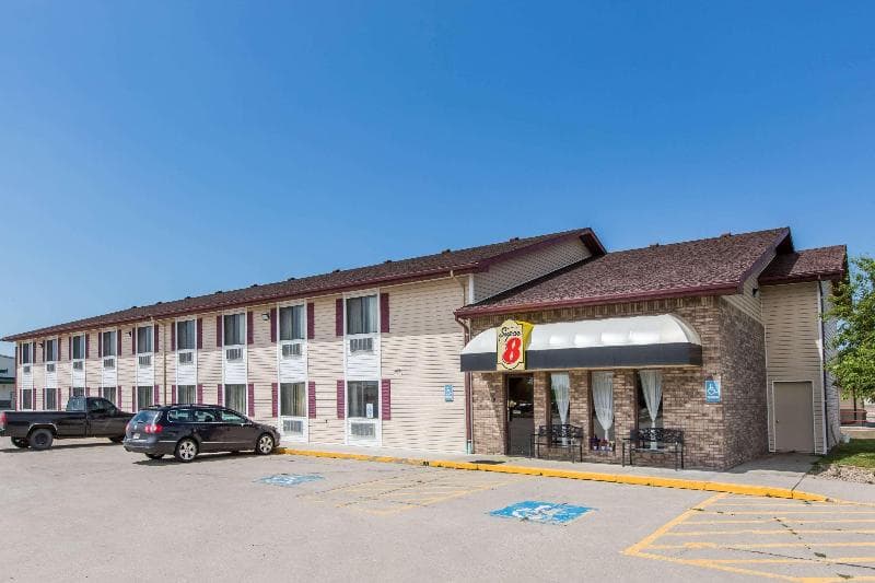 Super 8 By Wyndham Wayne 5