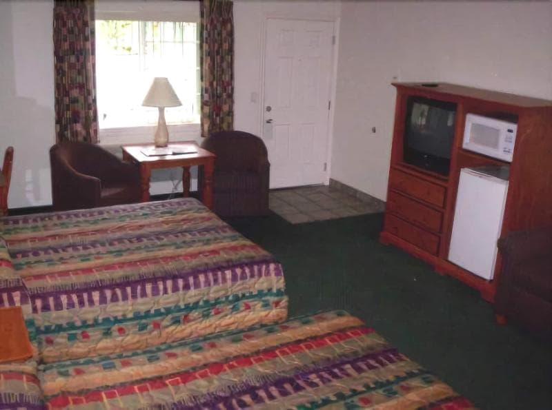 Wild Rivers Motor Lodge photo 1