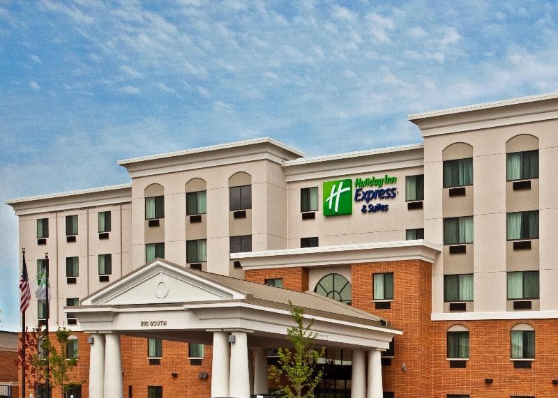 Holiday Inn Express & Suites Chicago West-O'hare A photo 1
