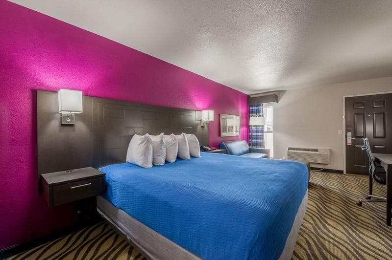 Stratford House Inns - Edmond photo 1