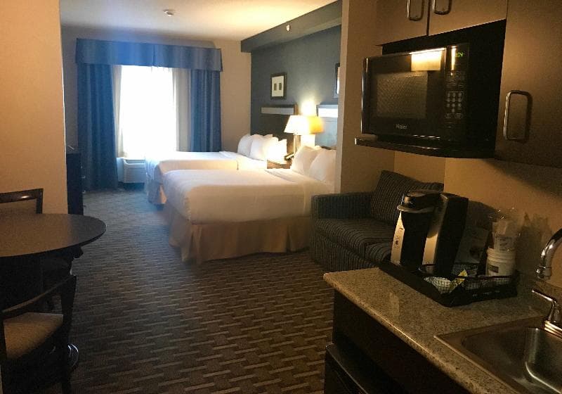 Holiday Inn Express Hotel And Suites Morton Peoria A photo 1