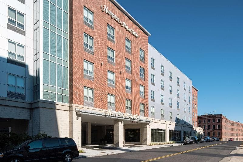 Hampton Inn & Suites Worcester 5
