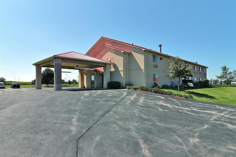 Motel 6 Gilman 3