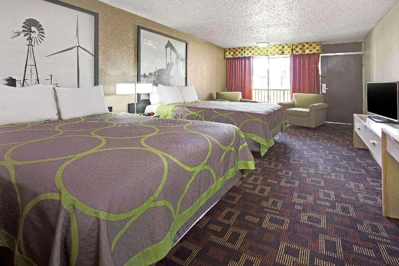 Super 8 By Wyndham Norman 5