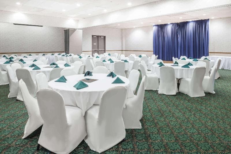 Days Inn By Wyndham Kirksville 4