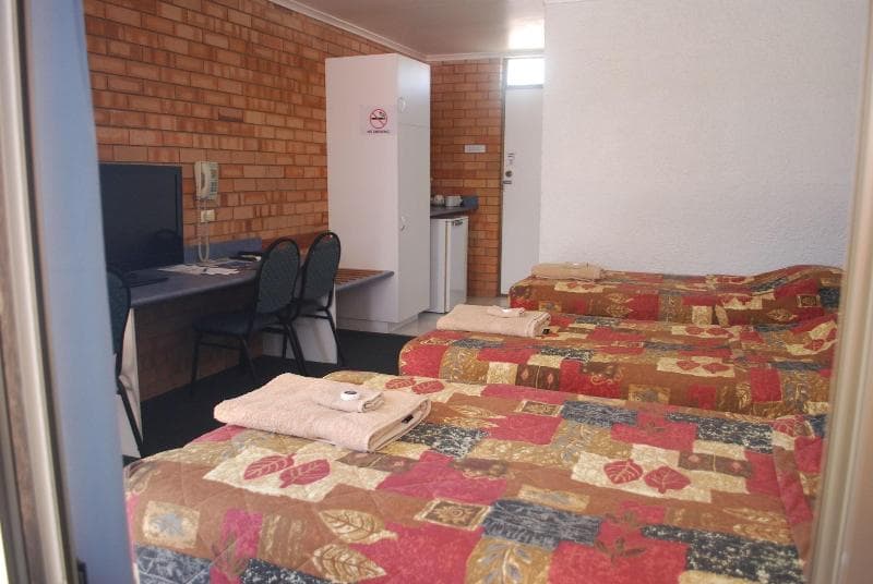 Abajaz Motor Inn 3